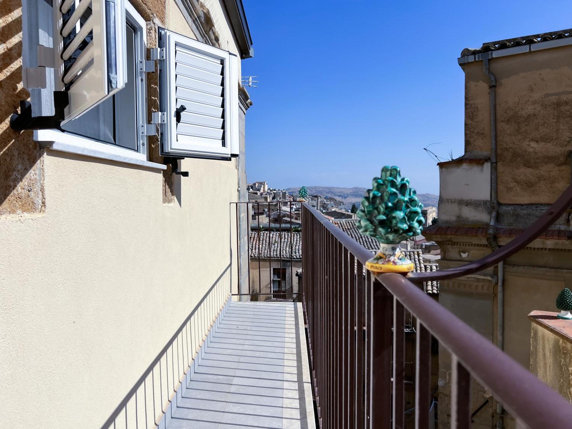 Al Centro Storico Bed & Breakfast Caltagirone Exterior photo